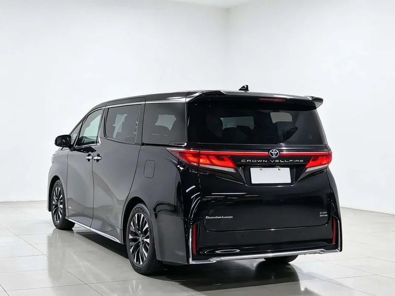 Toyota Vellfire — фото 10