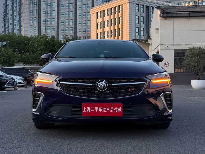 Buick Regal — фото 1