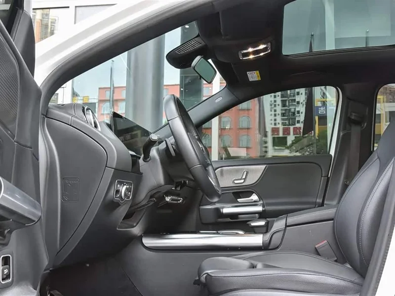 Mercedes-Benz GLA — фото 16