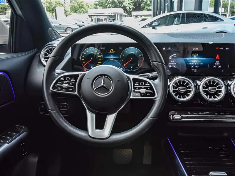 Mercedes-Benz GLA — фото 22