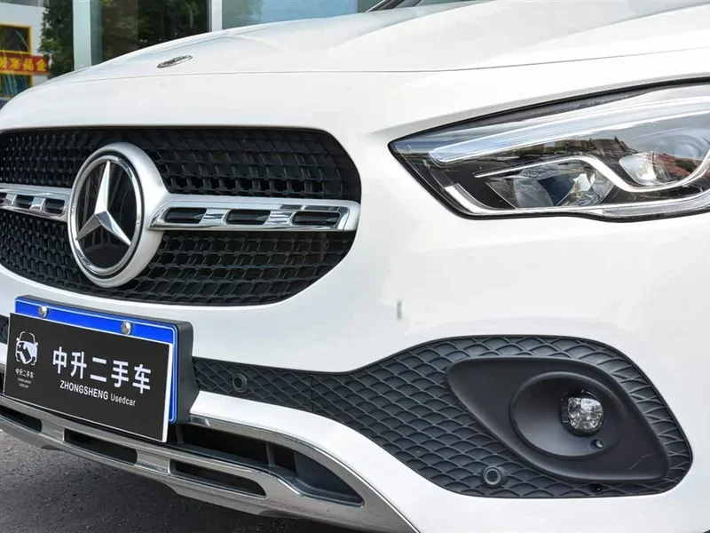 Mercedes-Benz GLA — фото 6