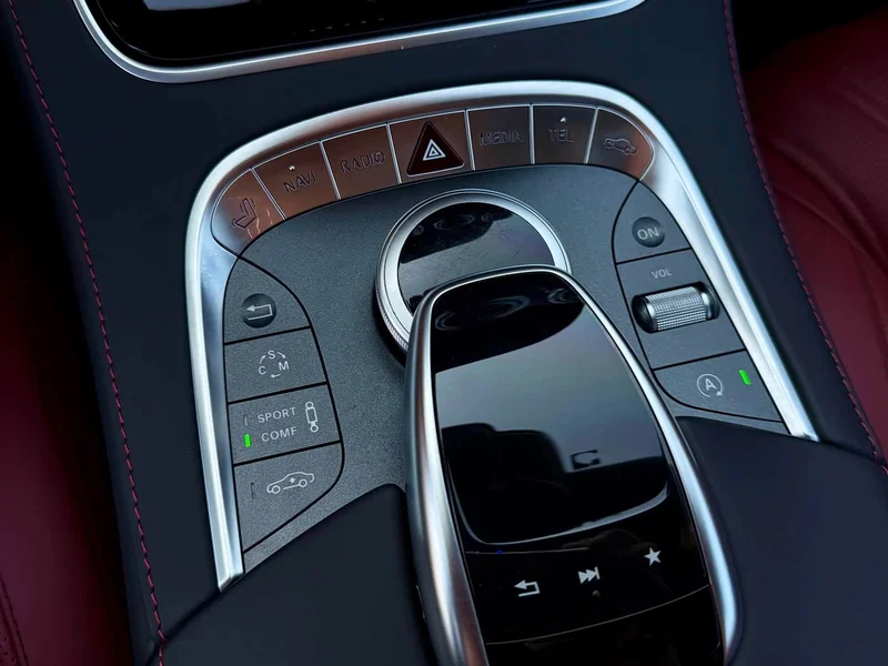 Mercedes-Benz S-Class AMG — фото 12