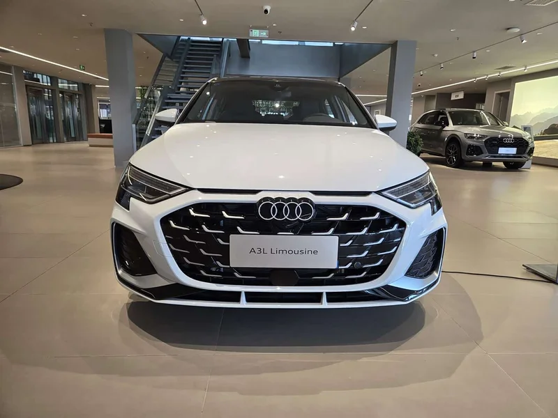 Audi A3 — фото 2