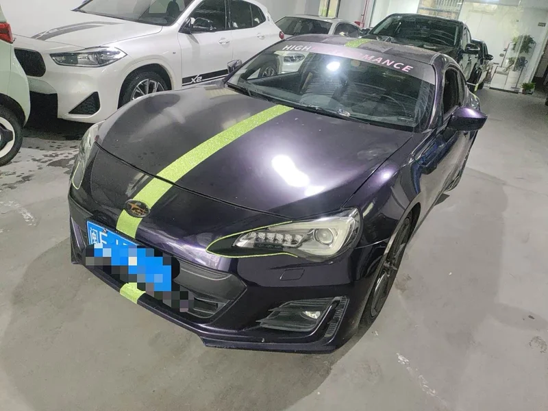 Subaru BRZ — фото 1