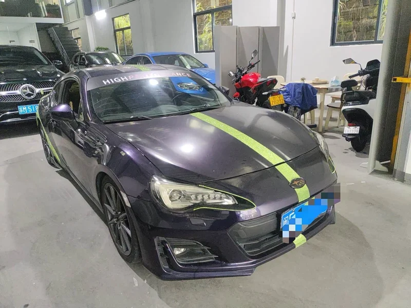 Subaru BRZ — фото 2
