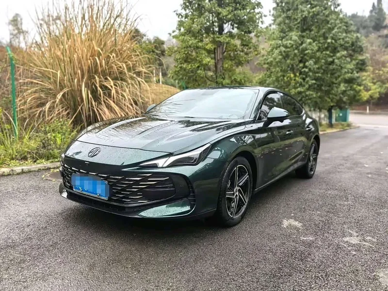 MG MG7