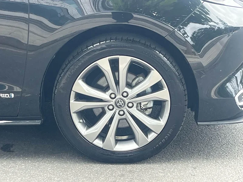 Toyota Sienna — фото 21