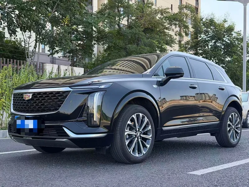 Cadillac XT5 — фото 1