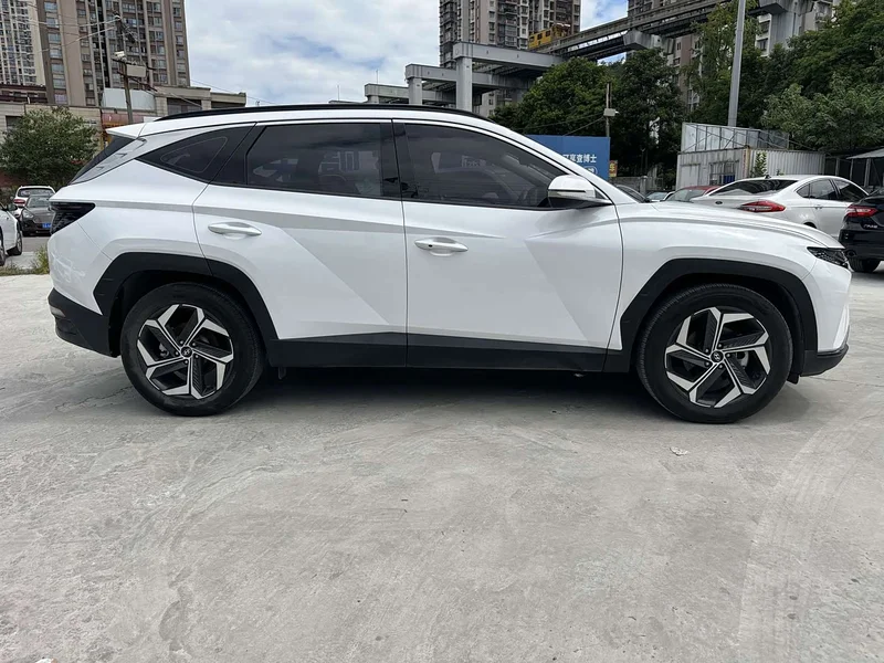 Hyundai Tucson — фото 7