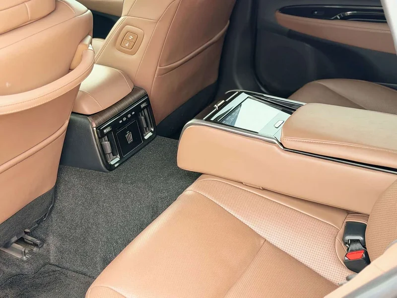 Toyota Crown Imported — фото 15