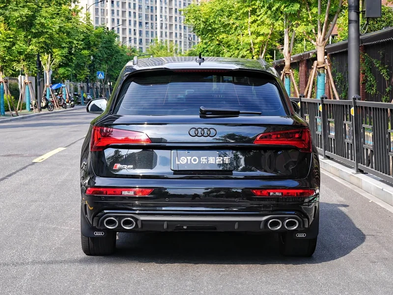 Audi SQ5 — фото 4