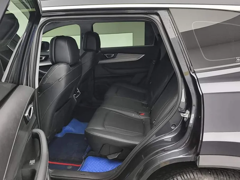 Chery Tiggo 8 Plus — фото 11