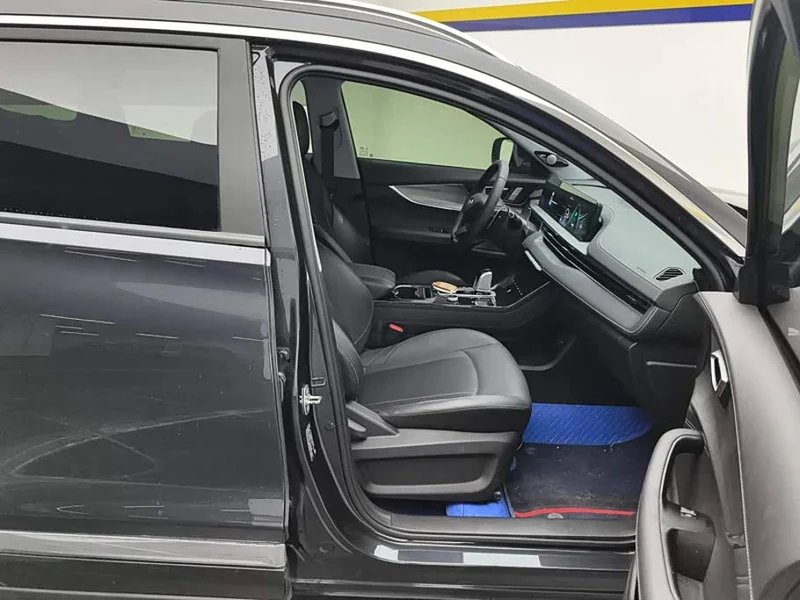 Chery Tiggo 8 Plus — фото 8