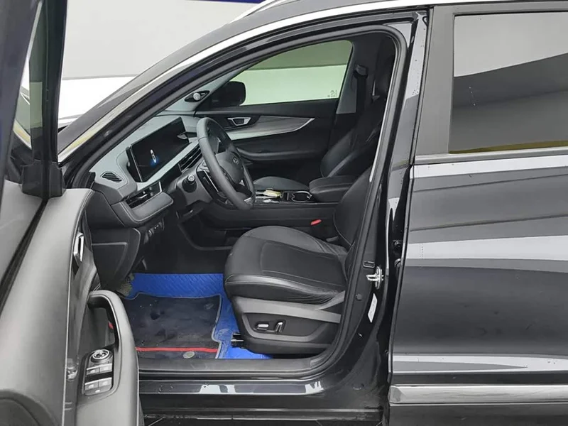 Chery Tiggo 8 Plus — фото 9