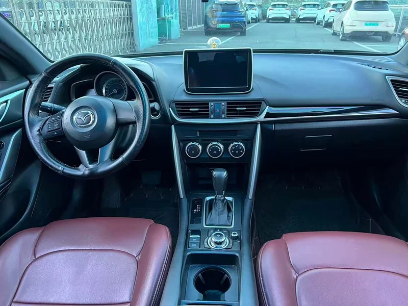 Mazda CX-4 — фото 6