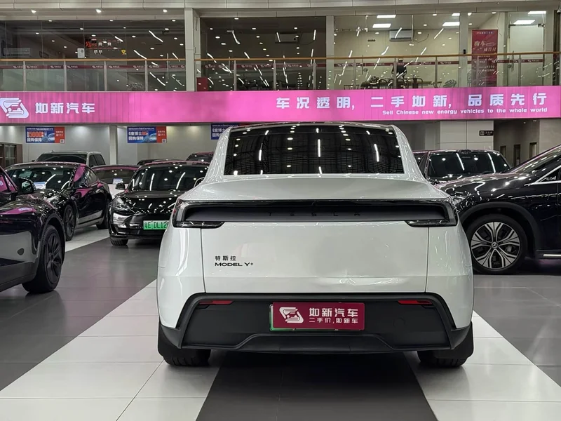 Tesla Model Y — фото 4