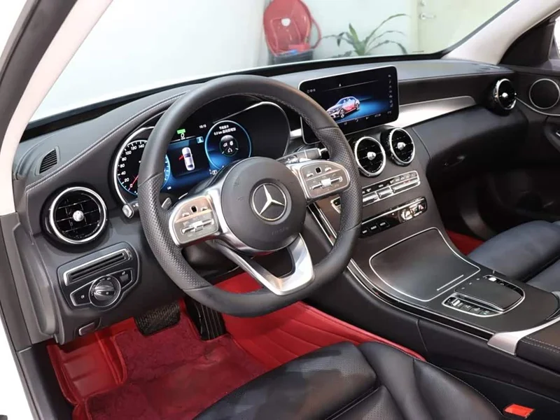 Mercedes-Benz C-Class — фото 10