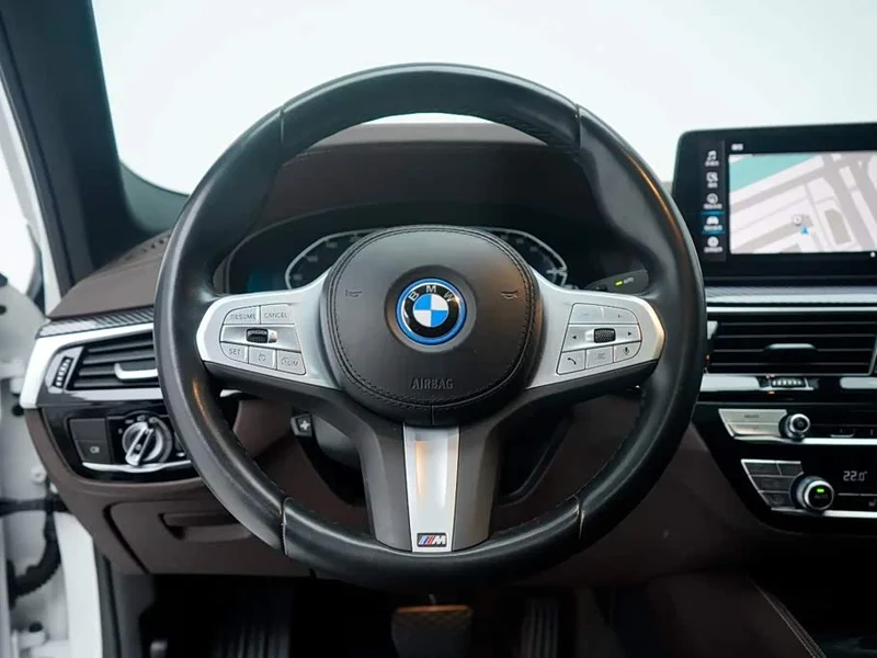 BMW 5 Series New Energy — фото 15