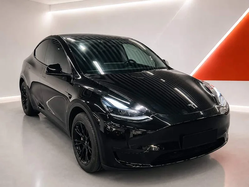 Tesla Model Y — фото 3