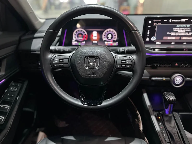 Honda Accord — фото 6
