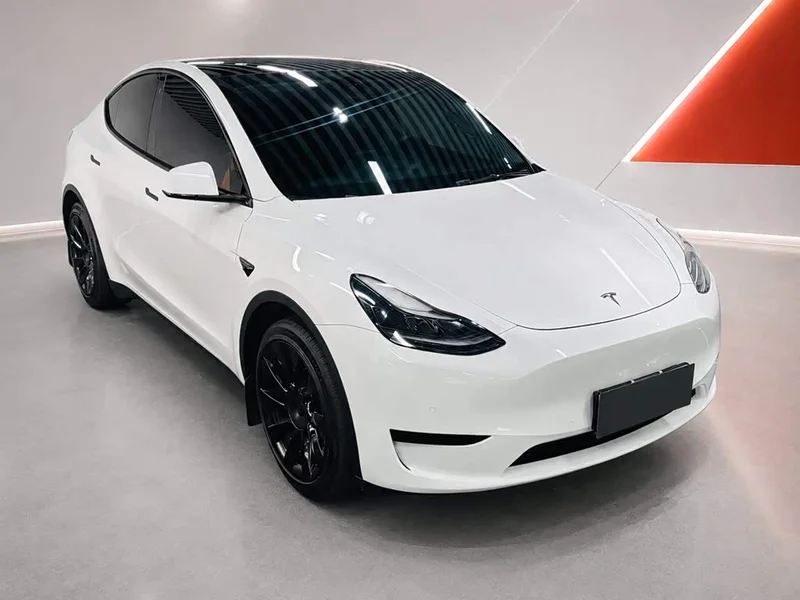 Tesla Model Y — фото 3
