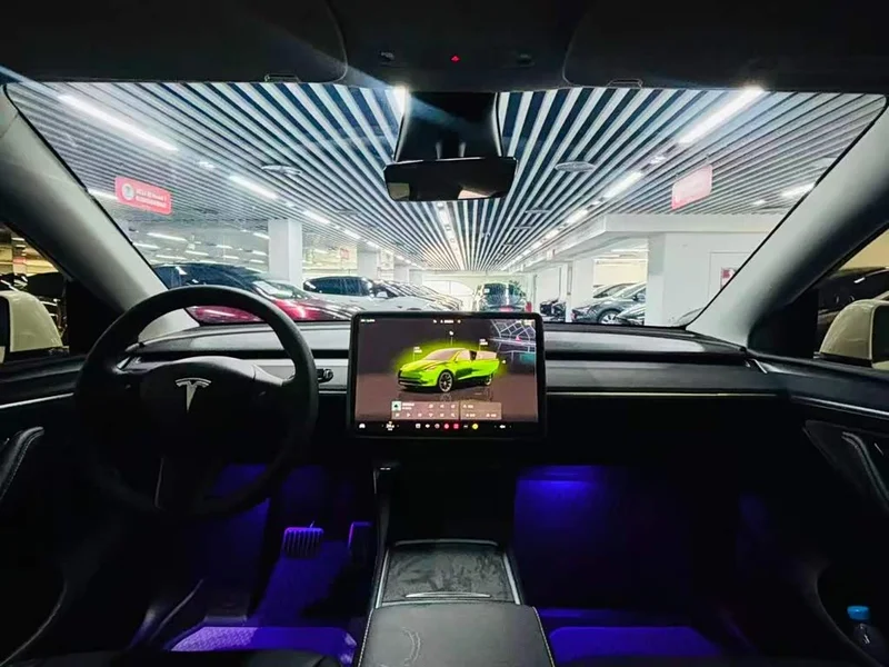 Tesla Model Y — фото 7