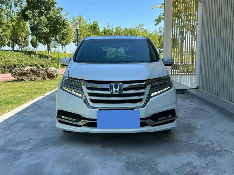 Honda Elysion — фото 2