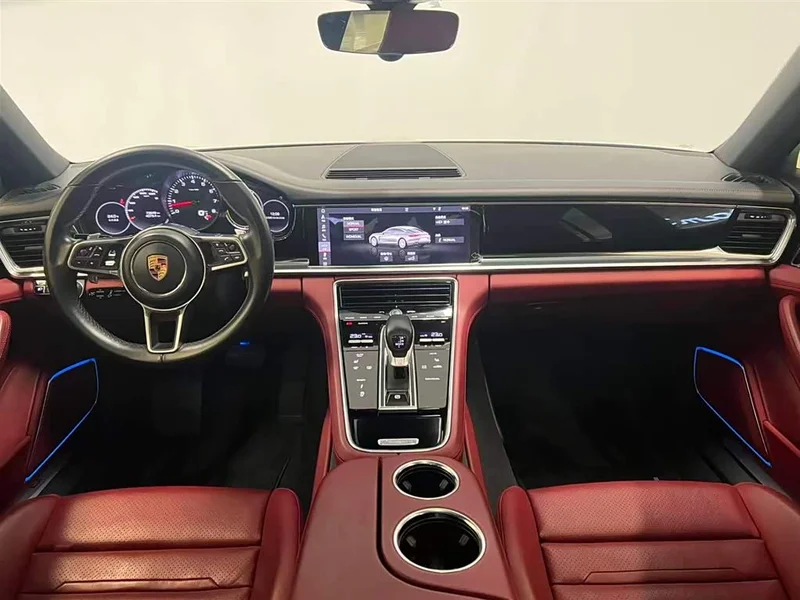 Porsche Panamera — фото 18