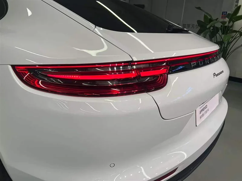 Porsche Panamera — фото 19