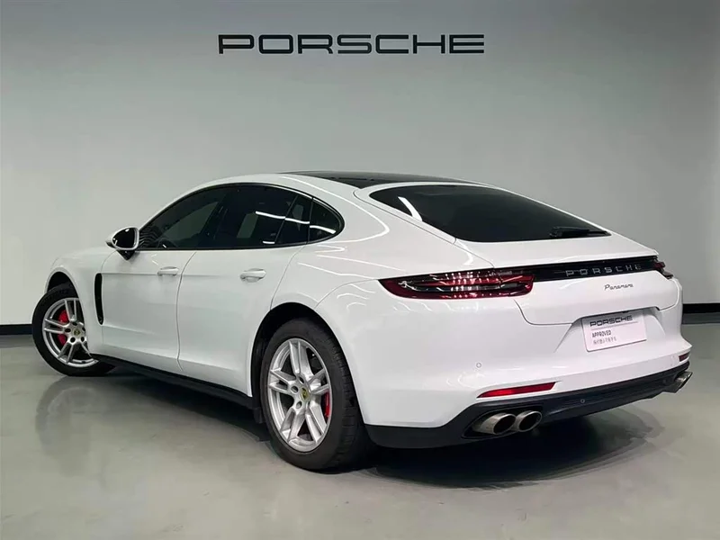 Porsche Panamera — фото 23