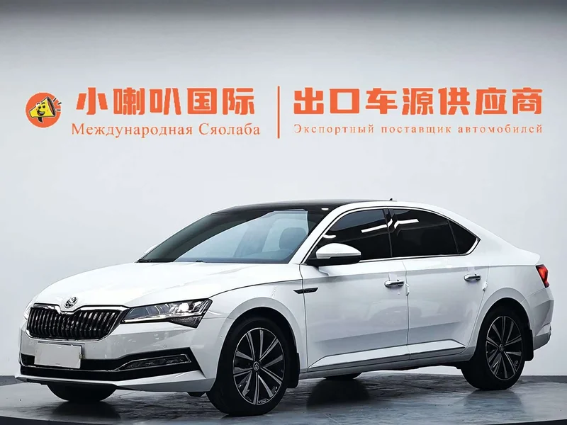 Skoda Superb — фото 1