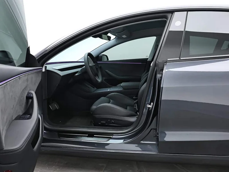 Tesla Model 3 — фото 11