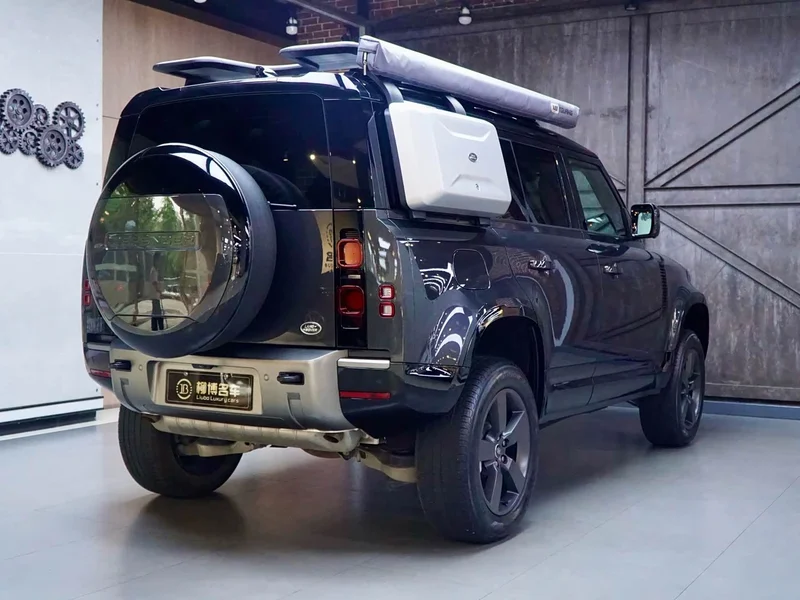 Land Rover Defender — фото 22