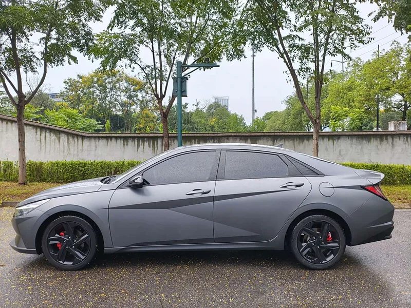 Hyundai Elantra — фото 4