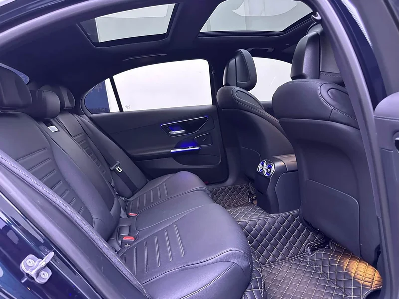 Mercedes-Benz C-Class — фото 14