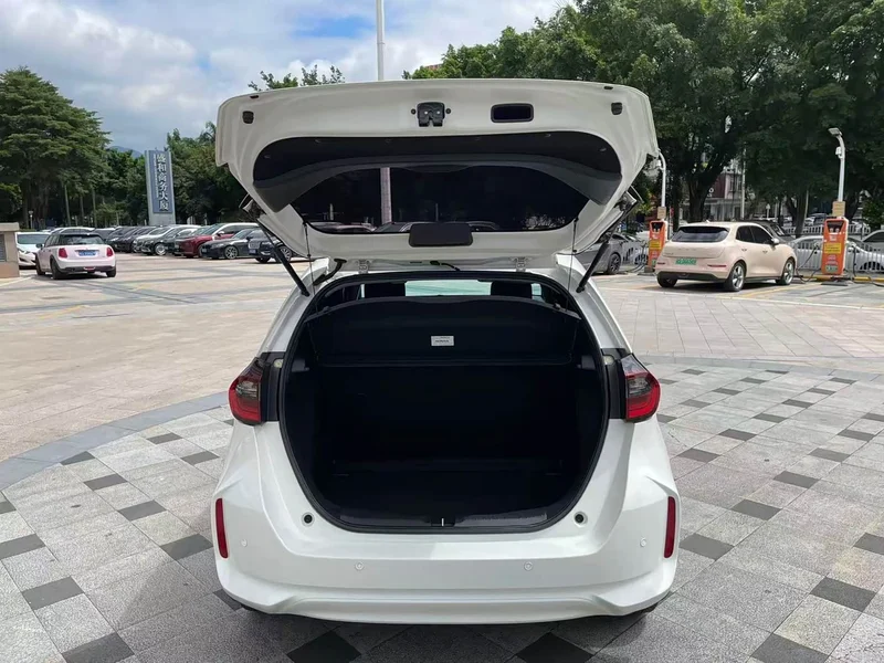 Honda Fit — фото 21
