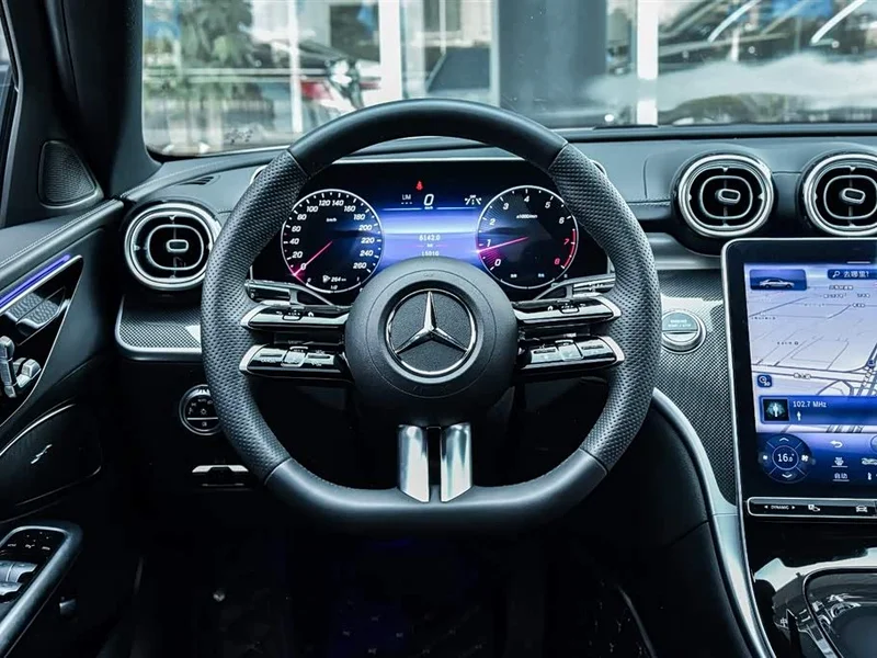 Mercedes-Benz C-Class — фото 16