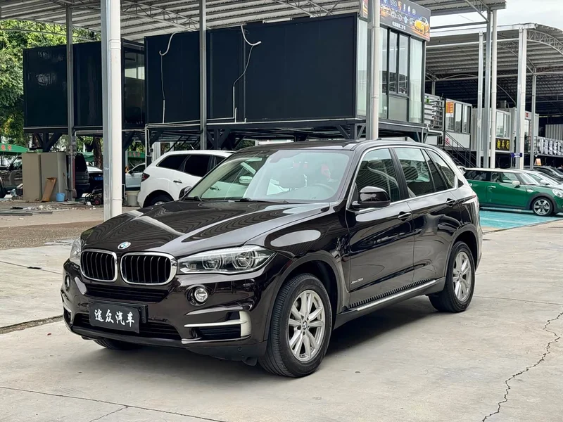 BMW X5 — фото 1