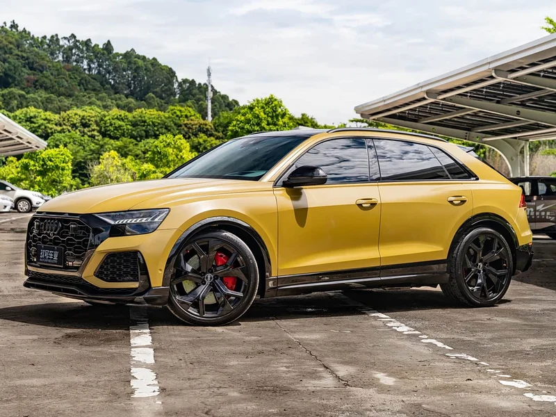 Audi RS Q8