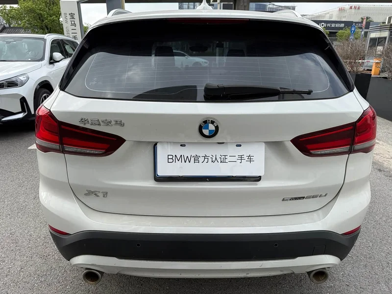 BMW X1 — фото 11