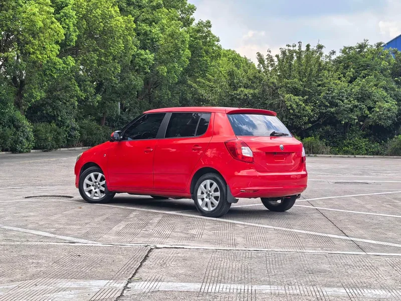 Skoda Citigo — фото 3