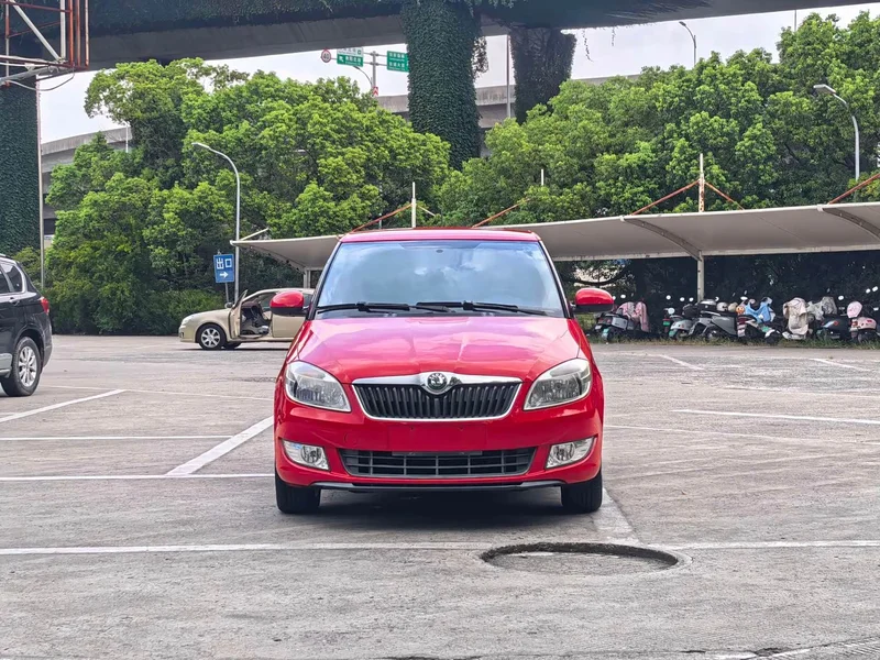 Skoda Citigo — фото 4