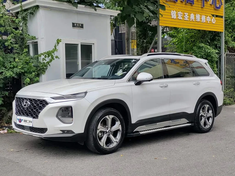 Hyundai Santa Fe — фото 1