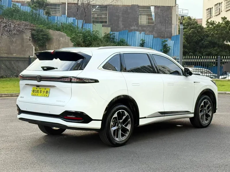 Changan CS75PLUS — фото 6