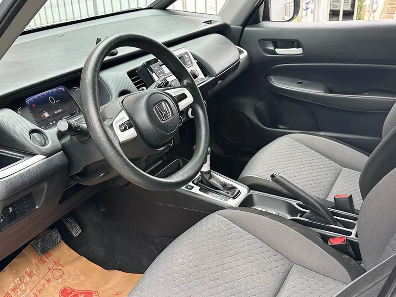 Honda Fit — фото 3