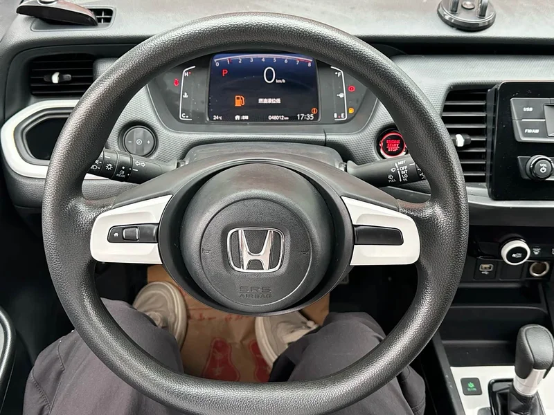 Honda Fit — фото 4