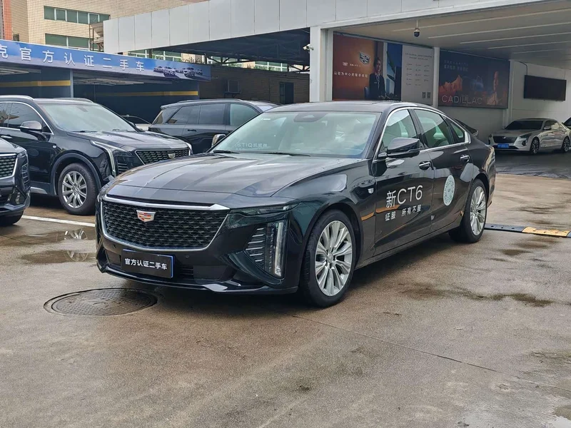 Cadillac CT6 — фото 1