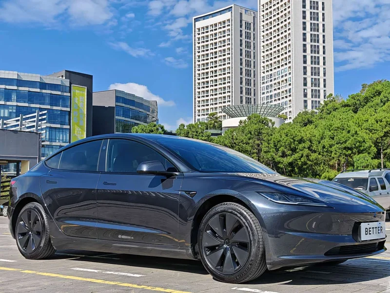 Tesla Model 3 — фото 5