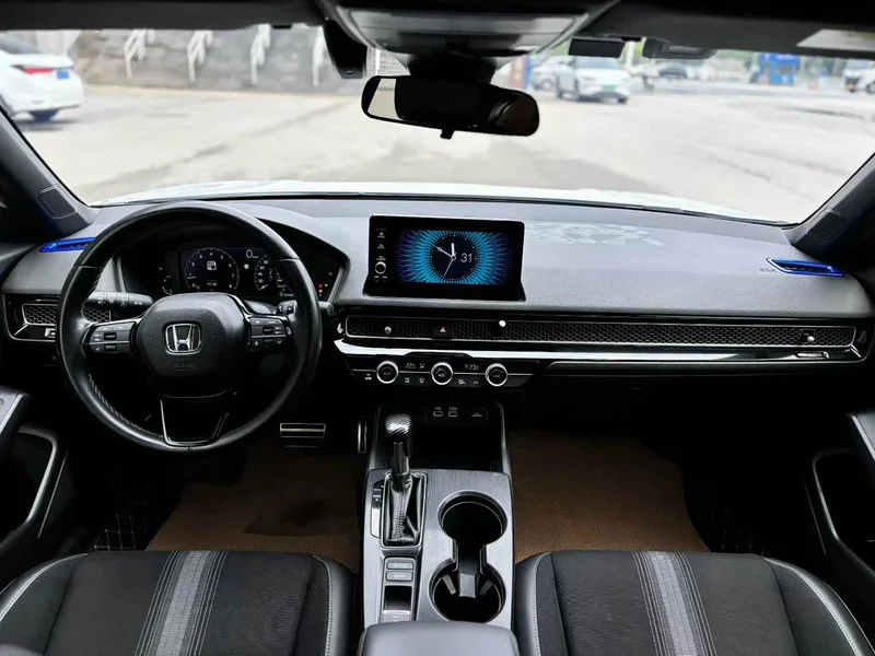Honda Civic — фото 7