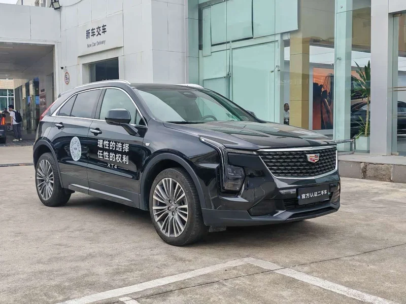 Cadillac XT4 — фото 3